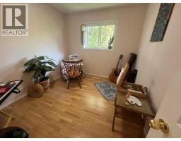 410 6th Avenue, Keremeos, BC V0X1N3 Photo 17