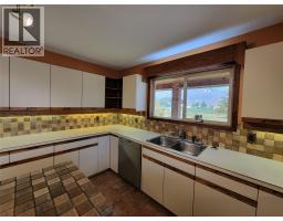 230 12th Avenue, Keremeos, BC V0X1N3 Photo 18