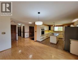 230 12th Avenue, Keremeos, BC V0X1N3 Photo 14