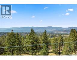 2442 Bella Vista Street, Kelowna, BC V1P1S1 Photo 23