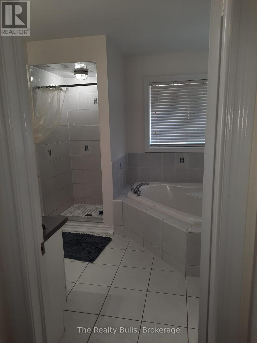 21 ARCTIC FOX CRESCENT, Brampton (Sandringham-Wellington) — photo 5