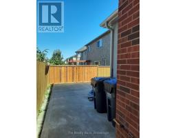 Bedroom 3 - 21 Arctic Fox Crescent, Brampton, ON L6R0J3 Photo 7