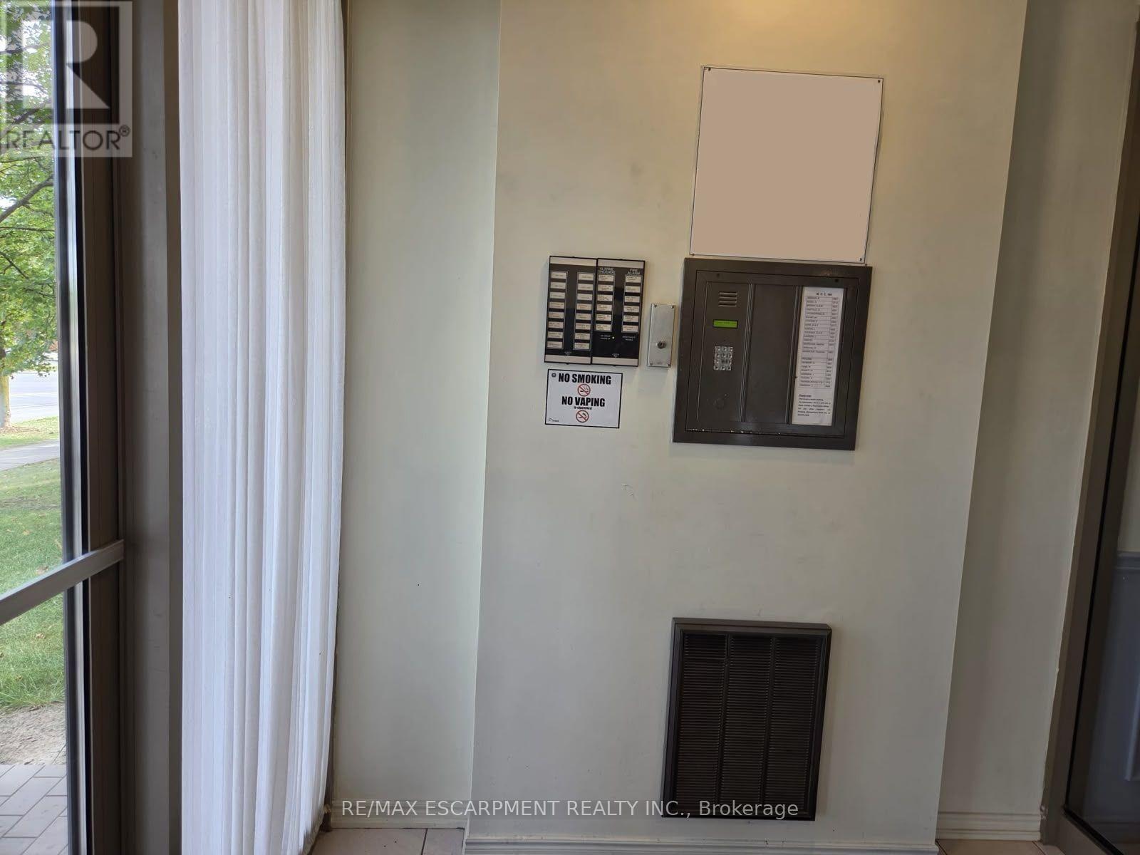 201 - 240 QUIGLEY ROAD, Hamilton (Stoney Creek) — photo 2