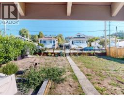 5374 Larch Ave, Powell River, BC V8A4M5 Photo 32