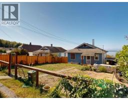 5374 Larch Ave, Powell River, BC V8A4M5 Photo 35