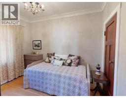 5374 Larch Ave, Powell River, BC V8A4M5 Photo 19