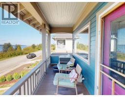 5374 Larch Ave, Powell River, BC V8A4M5 Photo 29