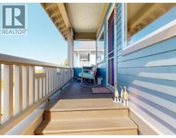 5374 Larch Ave, Powell River, BC V8A4M5 Photo 30