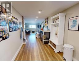 5374 Larch Ave, Powell River, BC V8A4M5 Photo 21