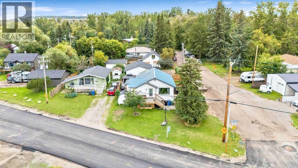 101 S Railway Street, Okotoks