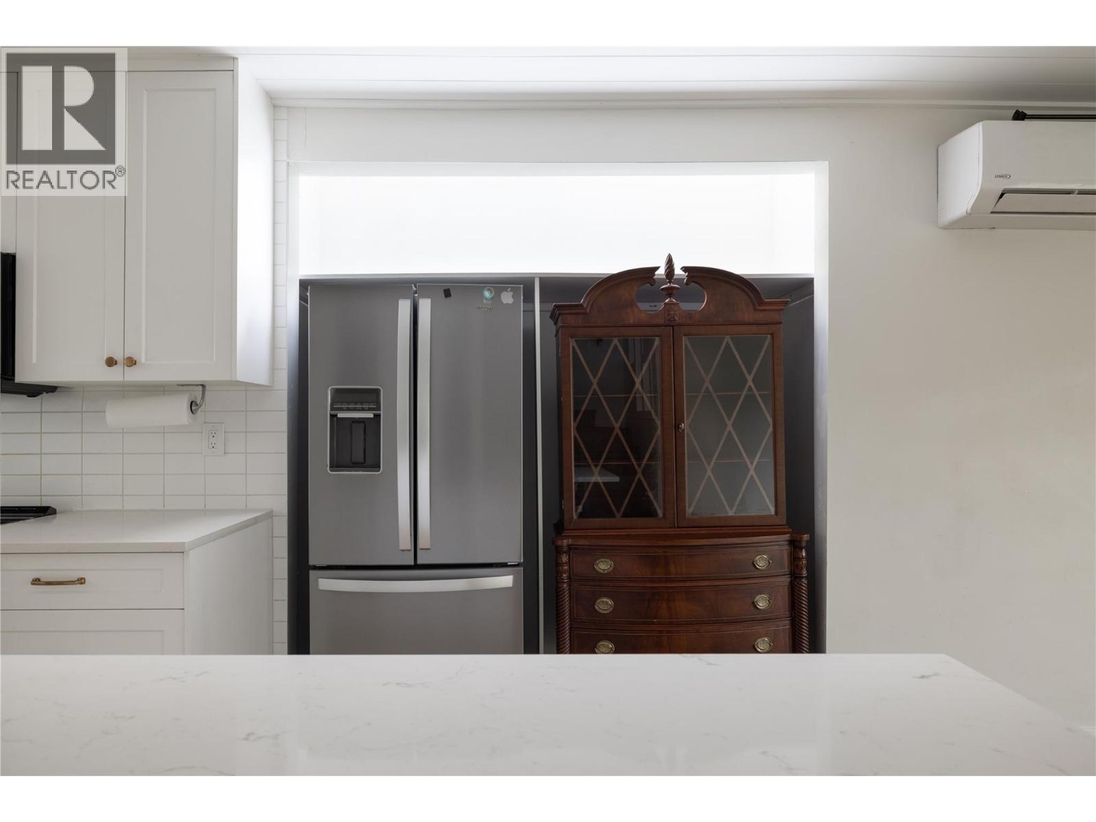 #20 5300 25 Avenue - Image 9