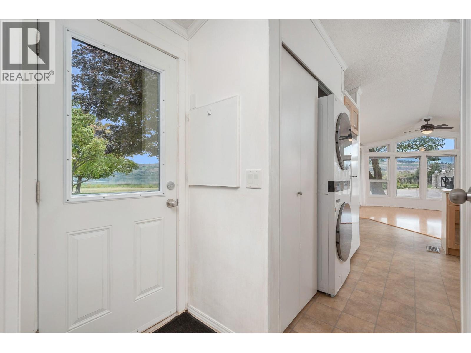 #98 8000 Highland Road - 9