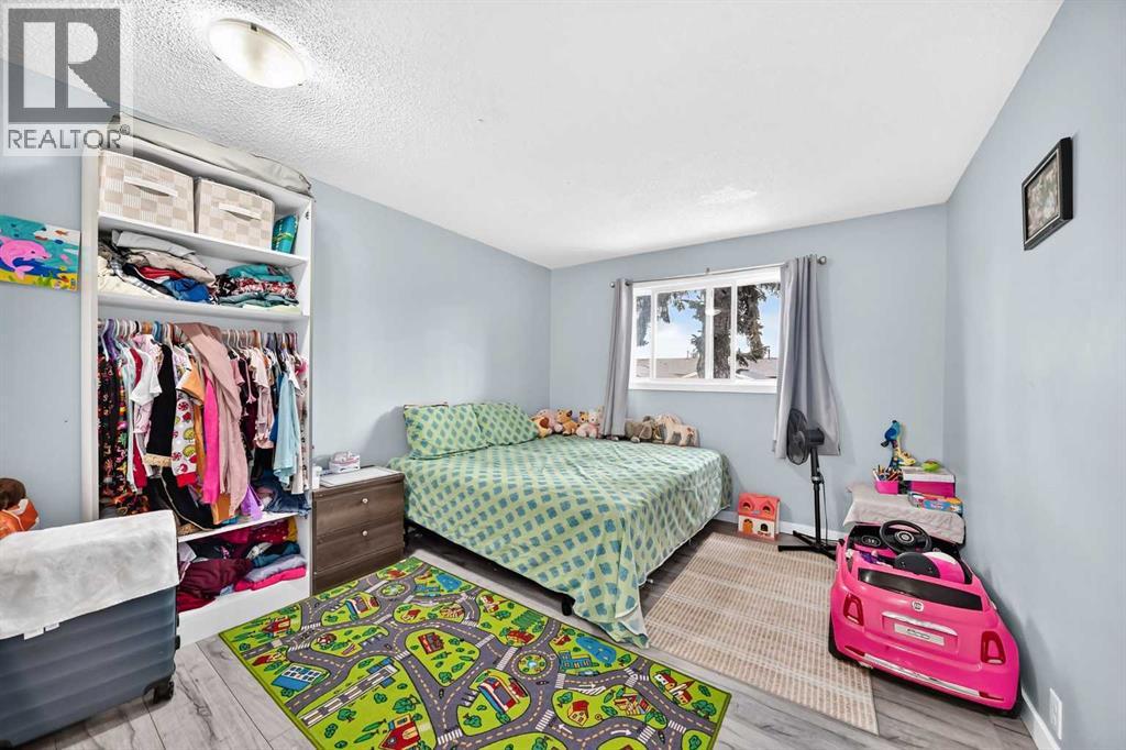 40 FALDALE Close NE - 12