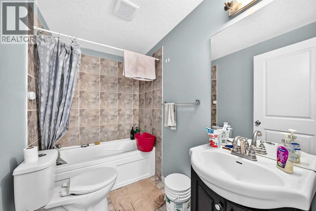 40 FALDALE Close NE - 26