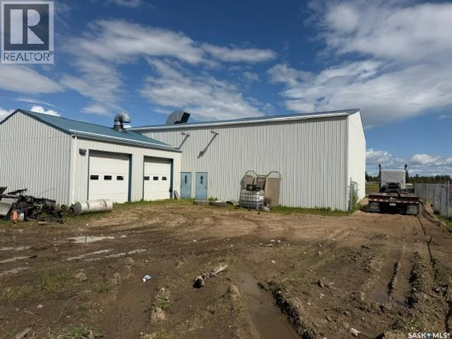 9 Commercial CRESCENT, Meadow Lake — photo 3