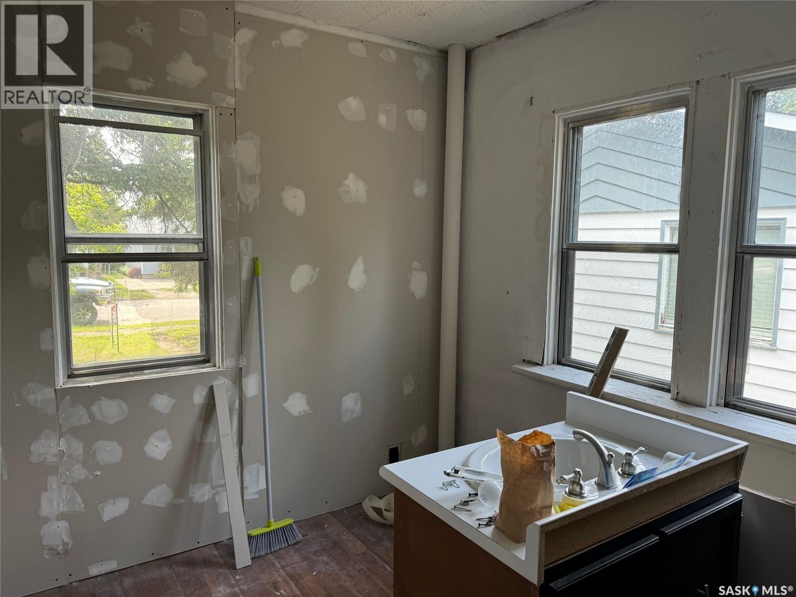 127 Harvey STREET, Kamsack — photo 9