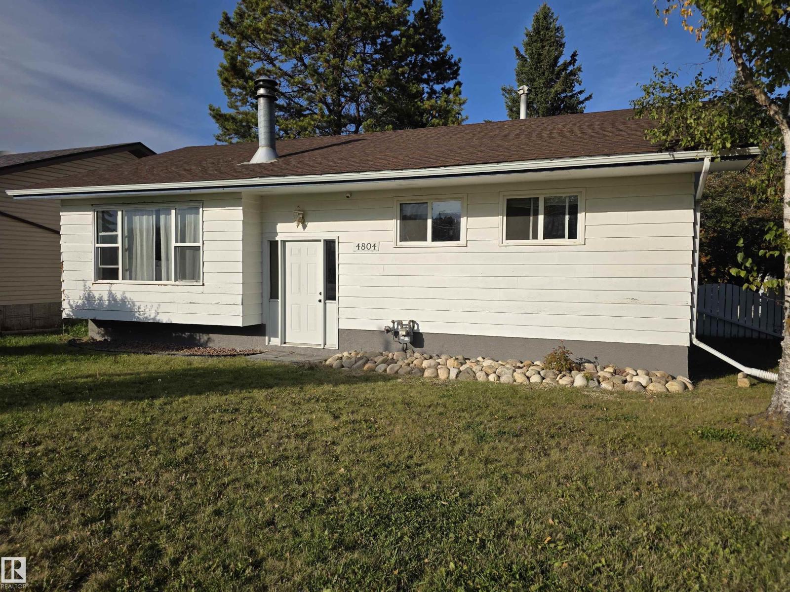 4804 55 AV, Drayton Valley 2