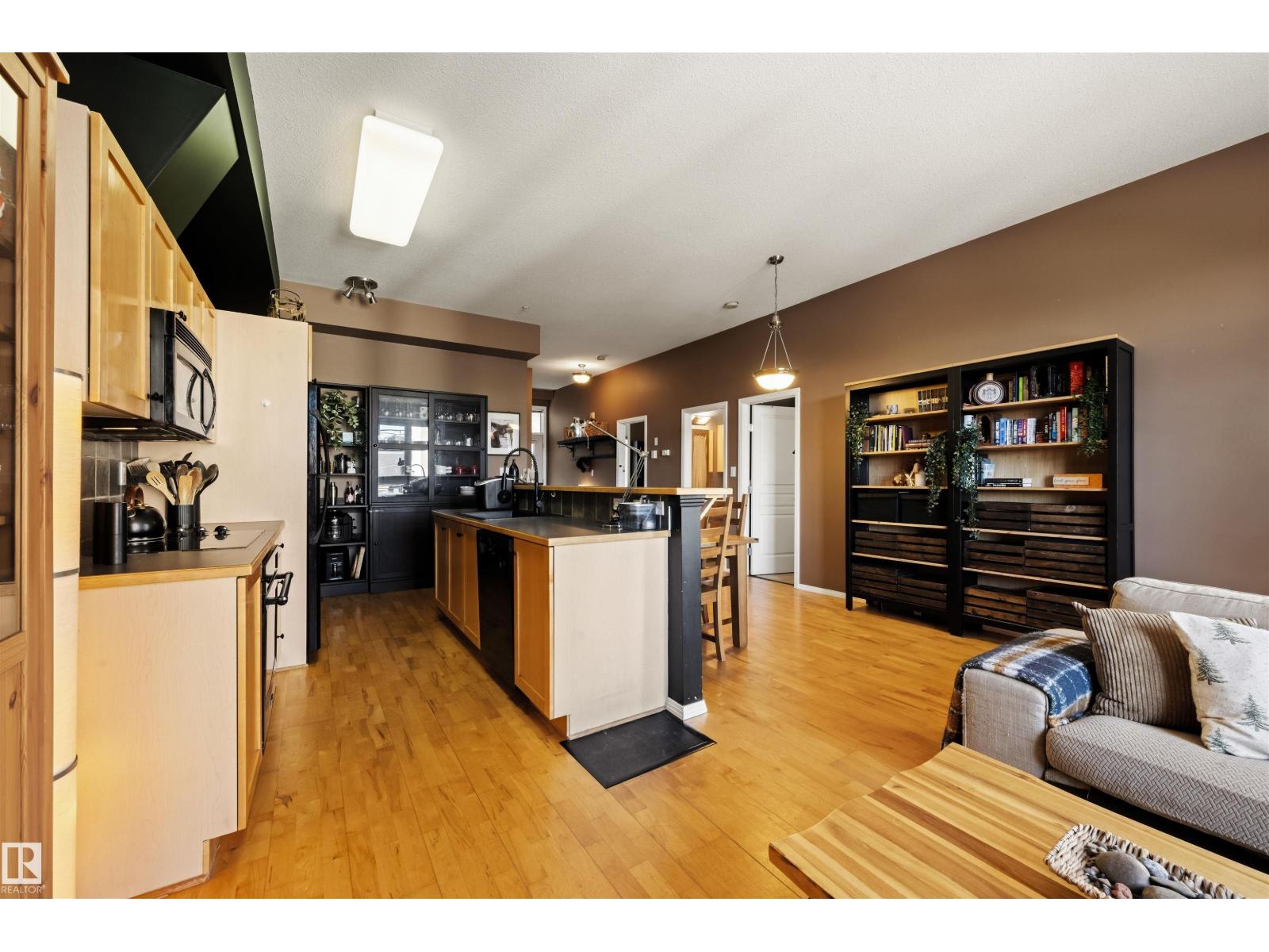 #324 10407 122 ST NW - Image 22