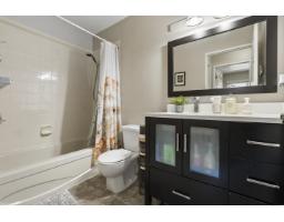 9511 160 Street, Surrey, BC V4N2N9 Photo 10