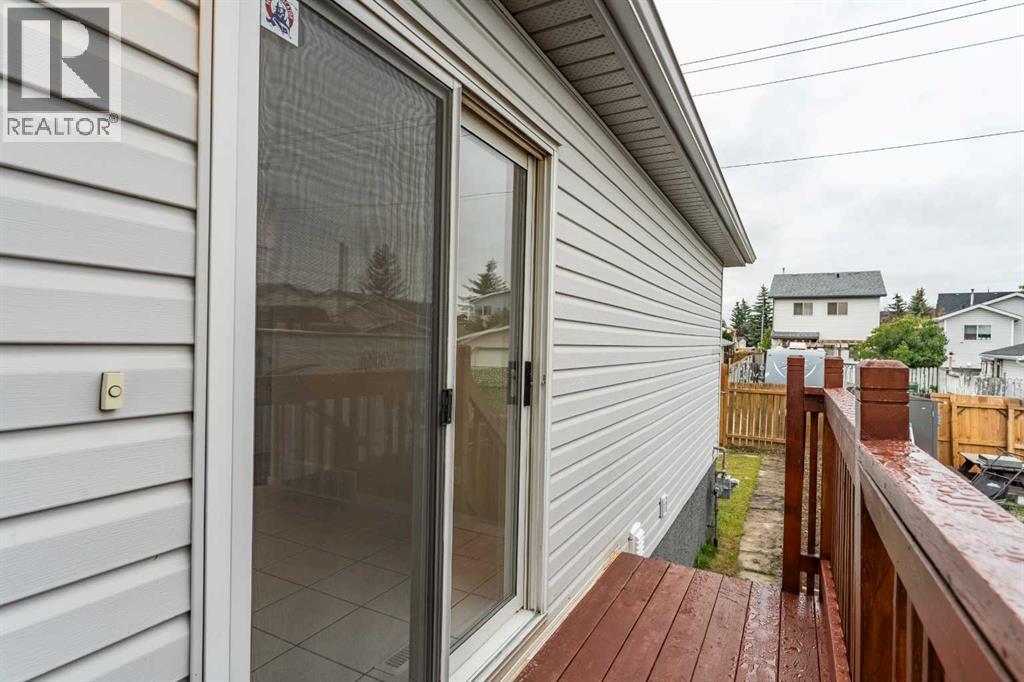 206 Saratoga Close NE - photo 33