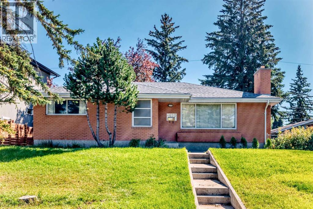 4620 Voyageur Drive NW, Calgary, Alberta, T3A0P6