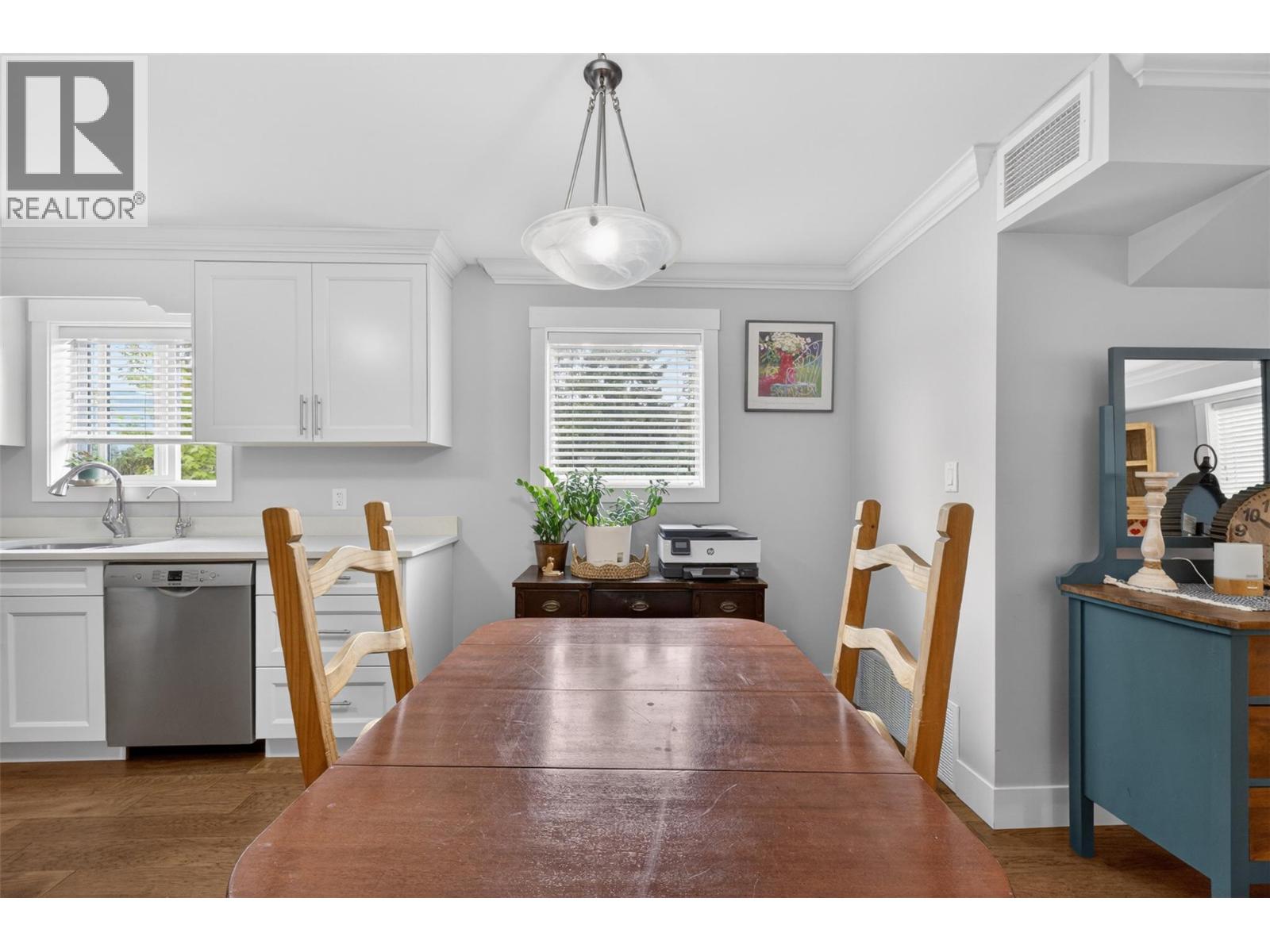 #202 330 4 Avenue SE - 17