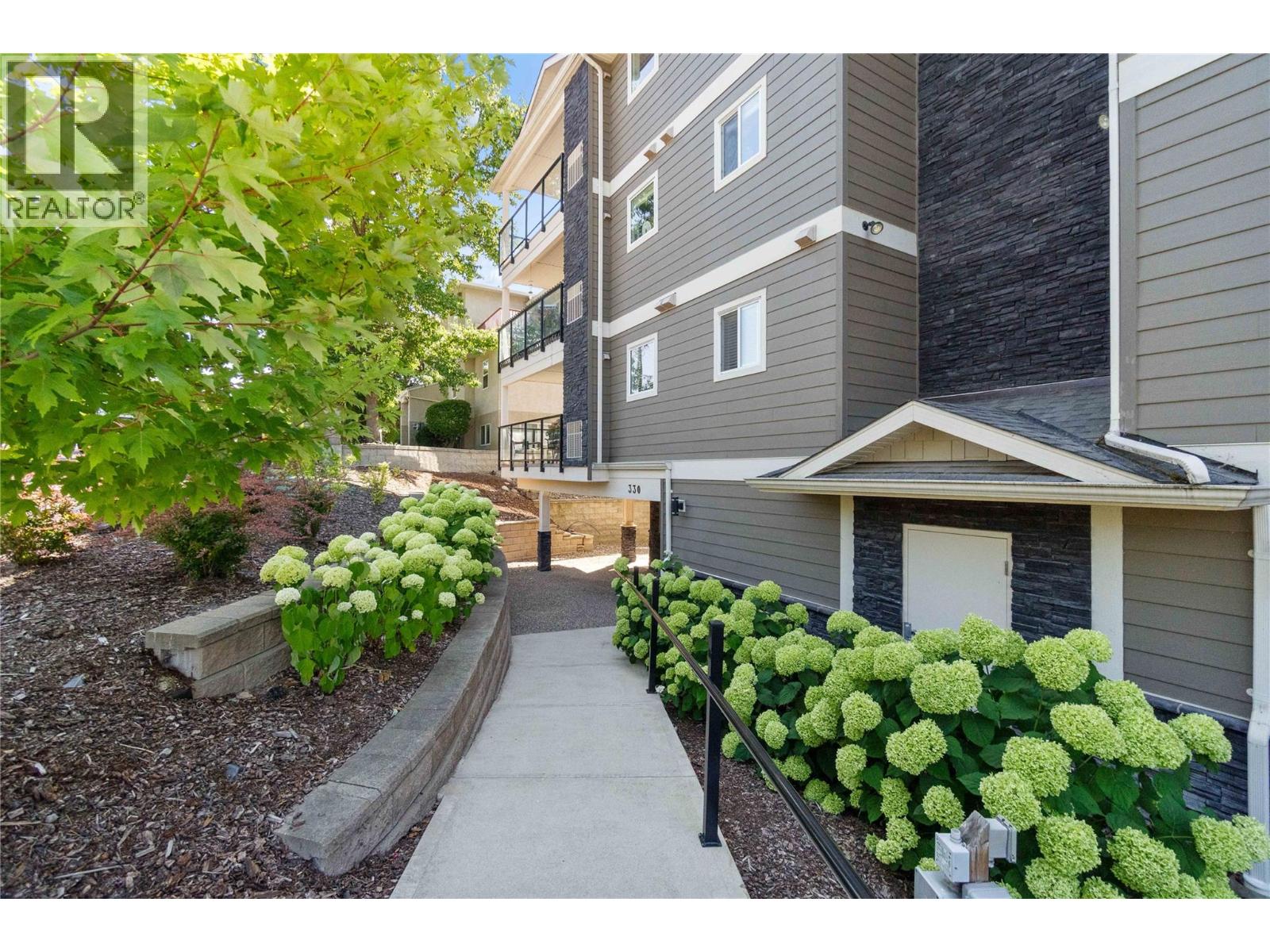 #202 330 4 Avenue SE - 5