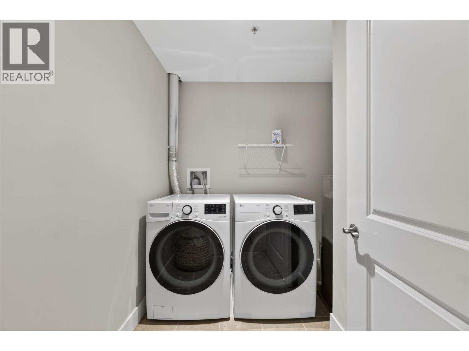 #202 330 4 Avenue SE - 29