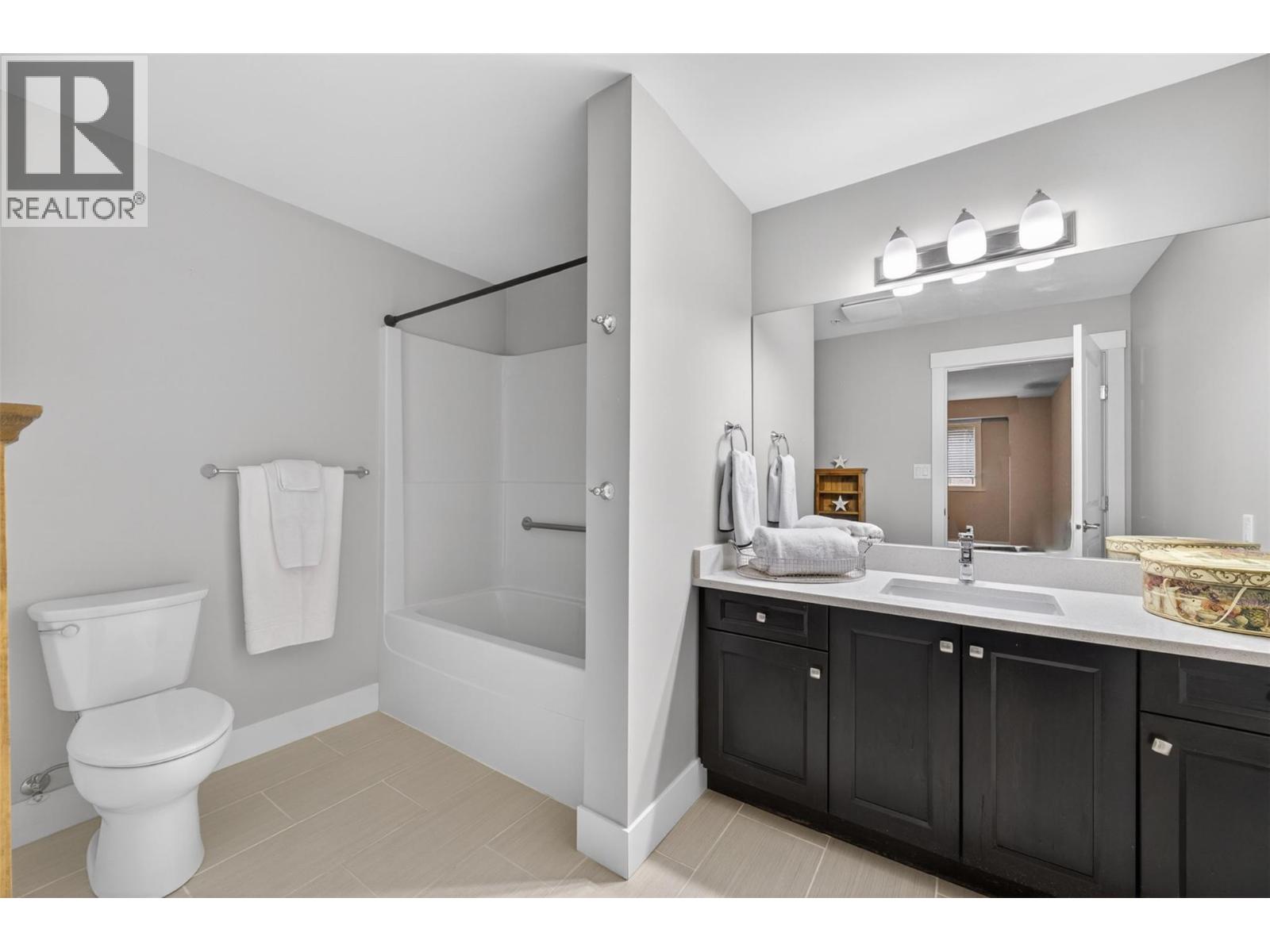 #202 330 4 Avenue SE - Image 39