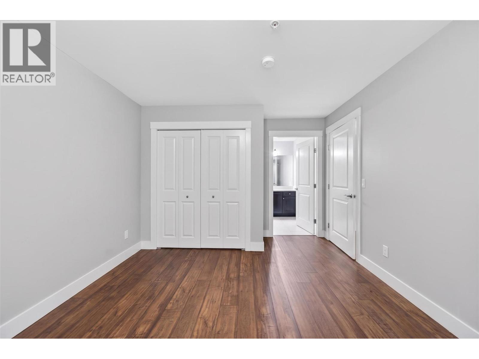 #202 330 4 Avenue SE - 37