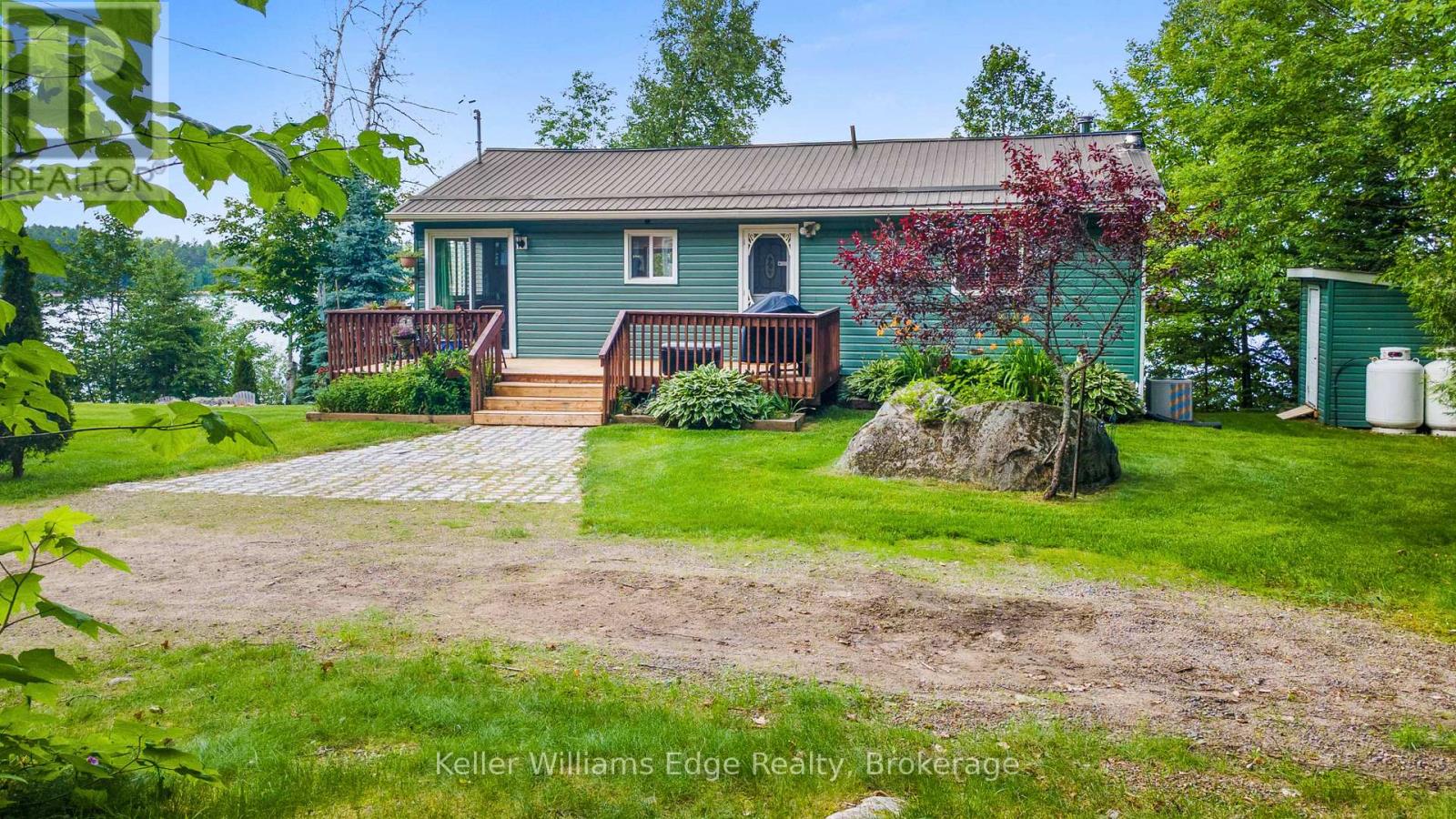 1128 KAMANISKEG LAKE ROAD, Hastings Highlands (Bangor Ward)