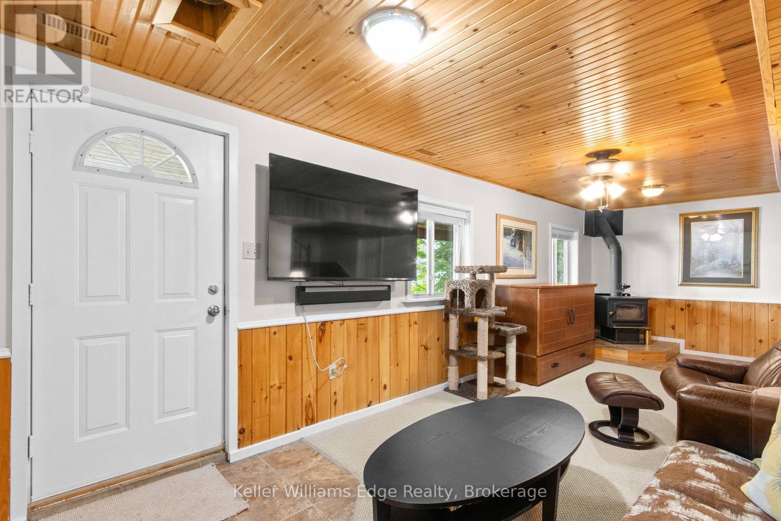 1128 KAMANISKEG LAKE ROAD - 21
