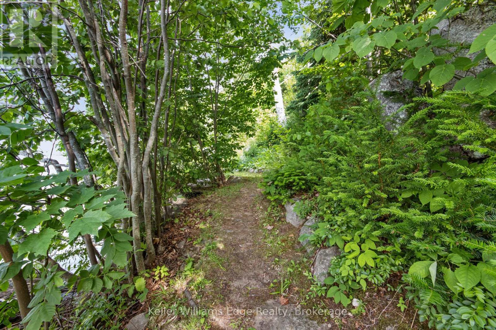 1128 KAMANISKEG LAKE ROAD - 37