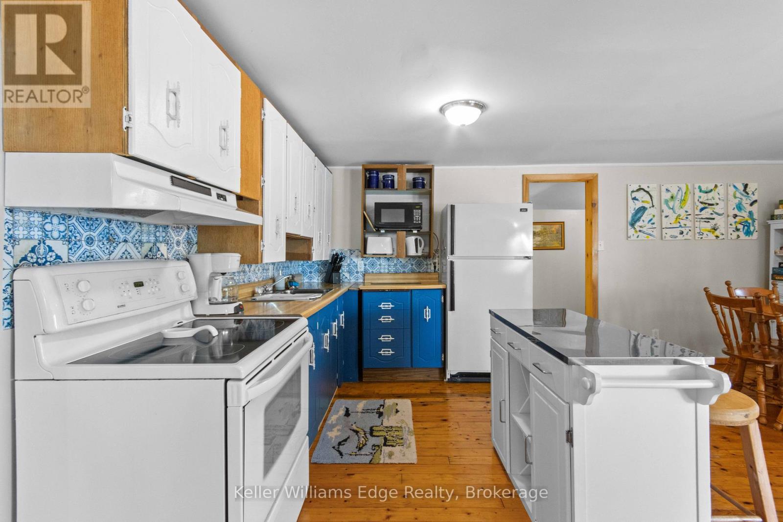 1128 KAMANISKEG LAKE ROAD - 42