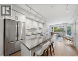 5743 St George Street, Vancouver, BC V5W2Y4 Photo 7
