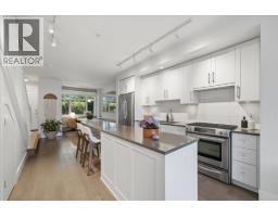 5743 St George Street, Vancouver, BC V5W2Y4 Photo 9