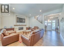 3507 Bishop Place, Coquitlam, BC V3E0K2 Photo 6