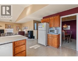 2740 Westlake Drive, Coquitlam, BC V3C5J7 Photo 10