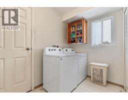 2740 Westlake Drive, Coquitlam, BC V3C5J7 Photo 31