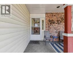 2740 Westlake Drive, Coquitlam, BC V3C5J7 Photo 7