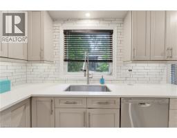 Laundry room - 28 Seymour Drive, Ancaster, ON L9G4N1 Photo 10