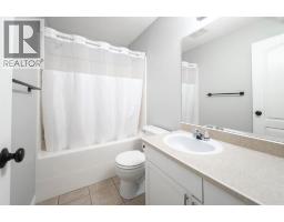 109 Laurier Road, Fort Mcmurray, AB T9K2L4 Photo 28