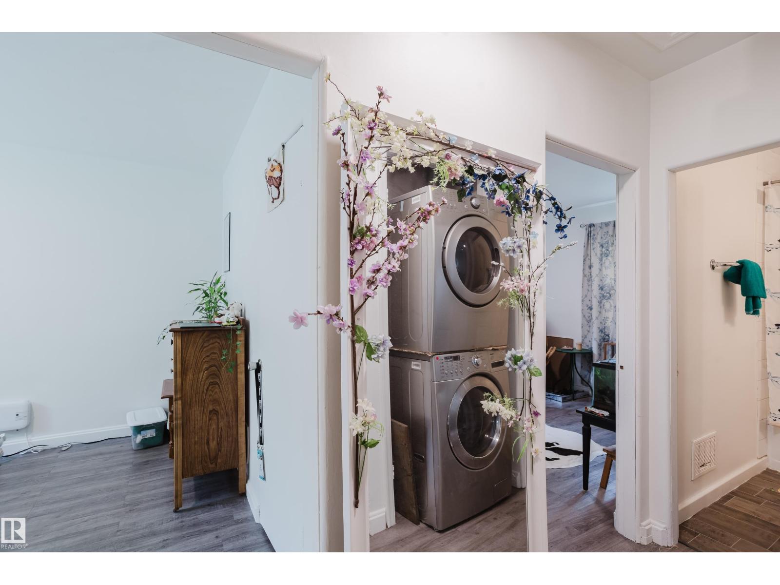 11134 11138 116 ST NW - Image 11