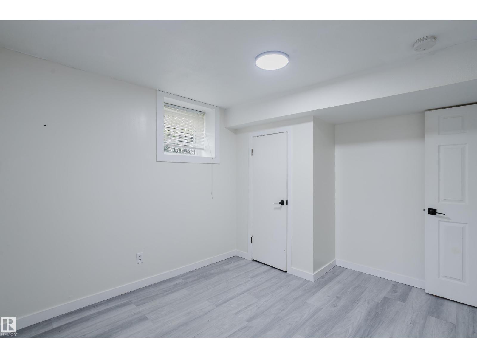 11134 11138 116 ST NW - 21