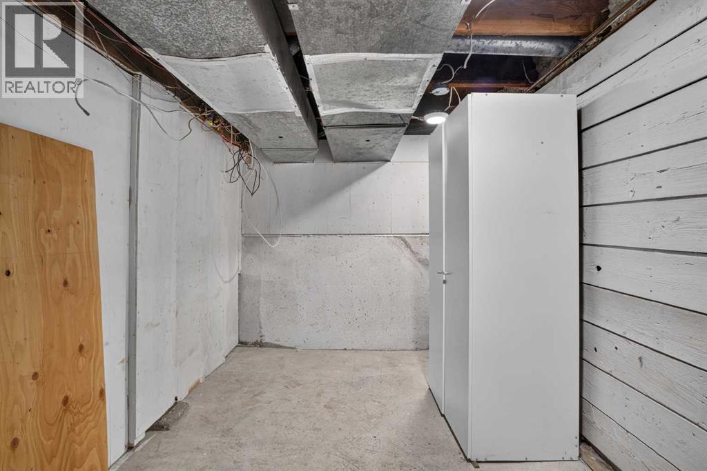 1040 19 Avenue SE - photo 28