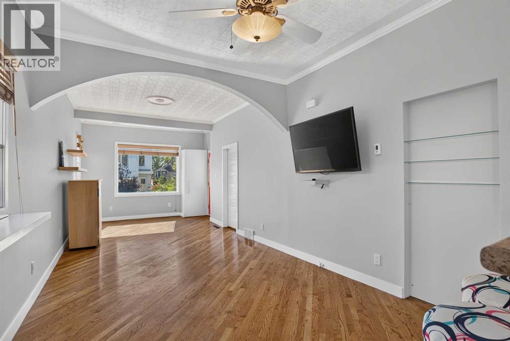 1040 19 Avenue SE - photo 12