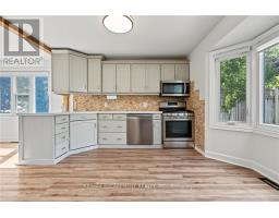 Living room - 141 Race Street, Brant, ON N3L3X2 Photo 7