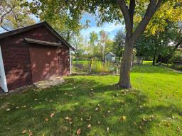 447 Christie Street, La Riviere, MB R0G1A0 Photo 29