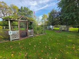 447 Christie Street, La Riviere, MB R0G1A0 Photo 34