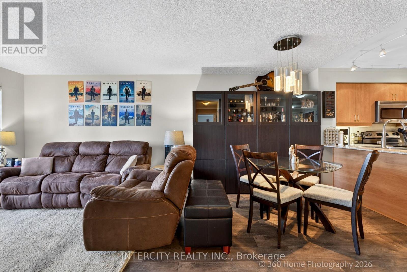 #PH08 185 ONEIDA CRESCENT - 14